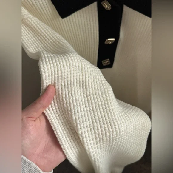 CHANEL Black and Cream V-Neck Sweater - Picture 6 of 14